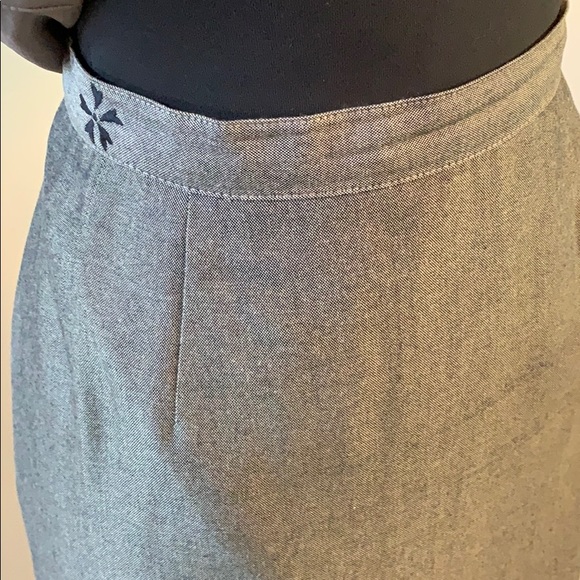 Kasper Embroidered Spring/Summer skirt suit - Picture 7 of 7